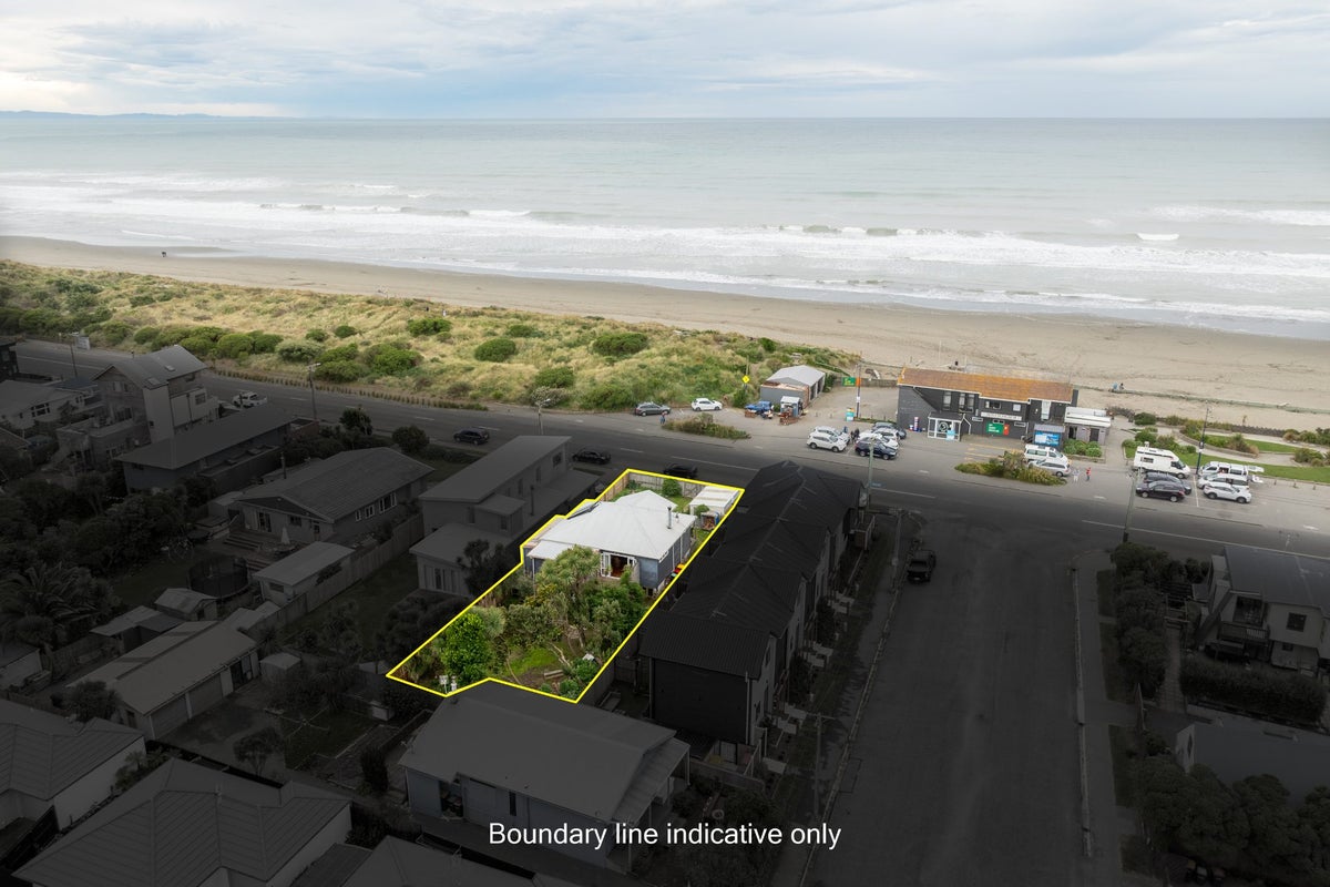 78 Marine Parade, North New Brighton, Christchurch - Carousel 1
