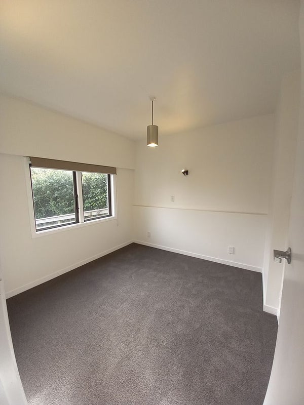 89 Black Rock Road, Newlands, Wellington - Carousel 2