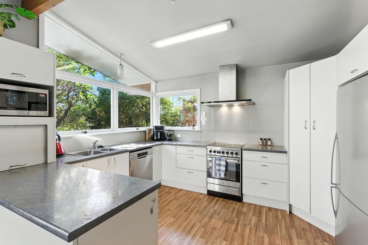 8 Hartford Street, Burnside, Christchurch City, Canterbury - Carousel 2