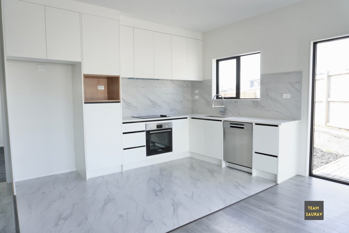 3 Aho Lane, Karaka, Papakura - Carousel 10