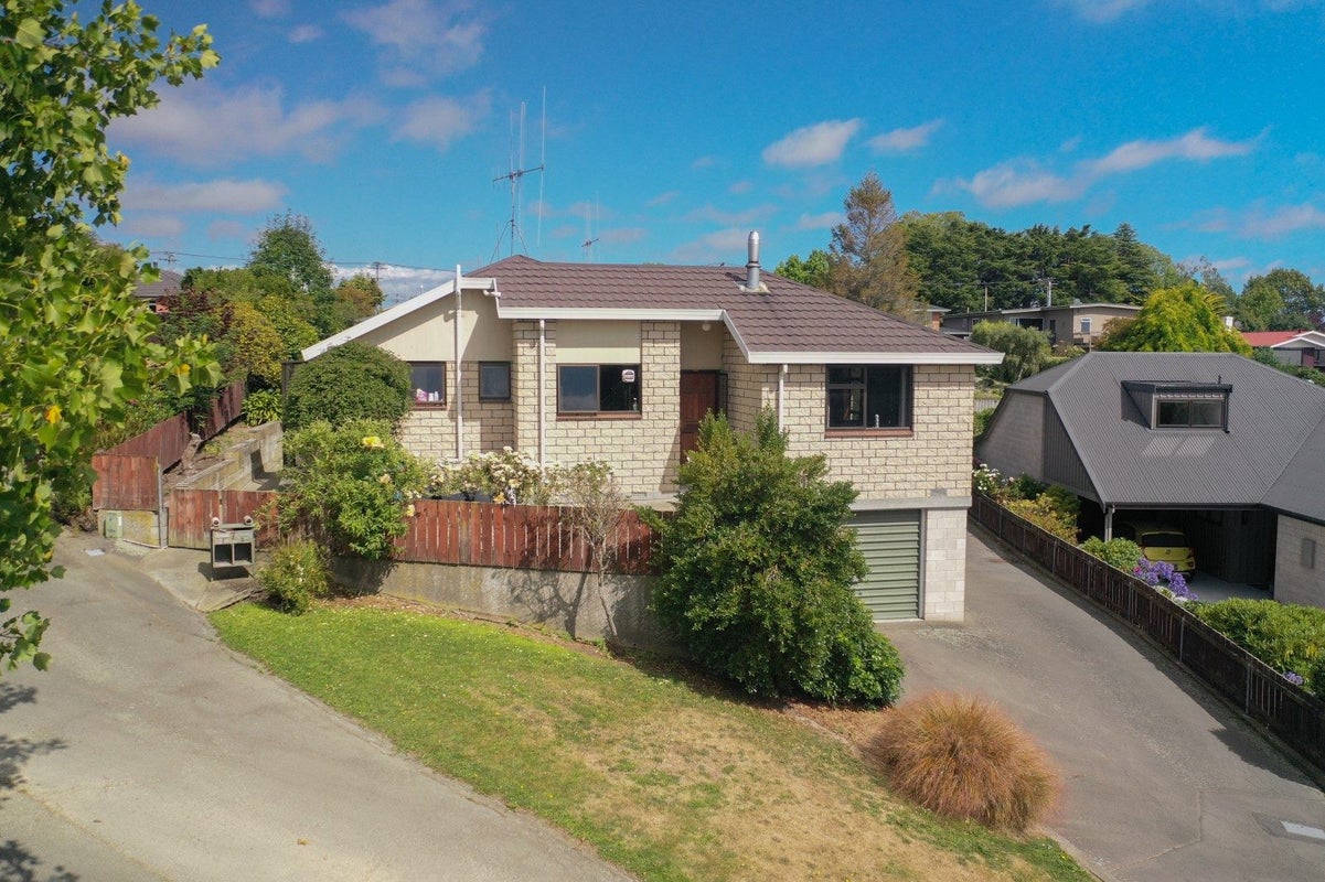 1/7 Waipori Place, Glenwood, Timaru - Carousel 1