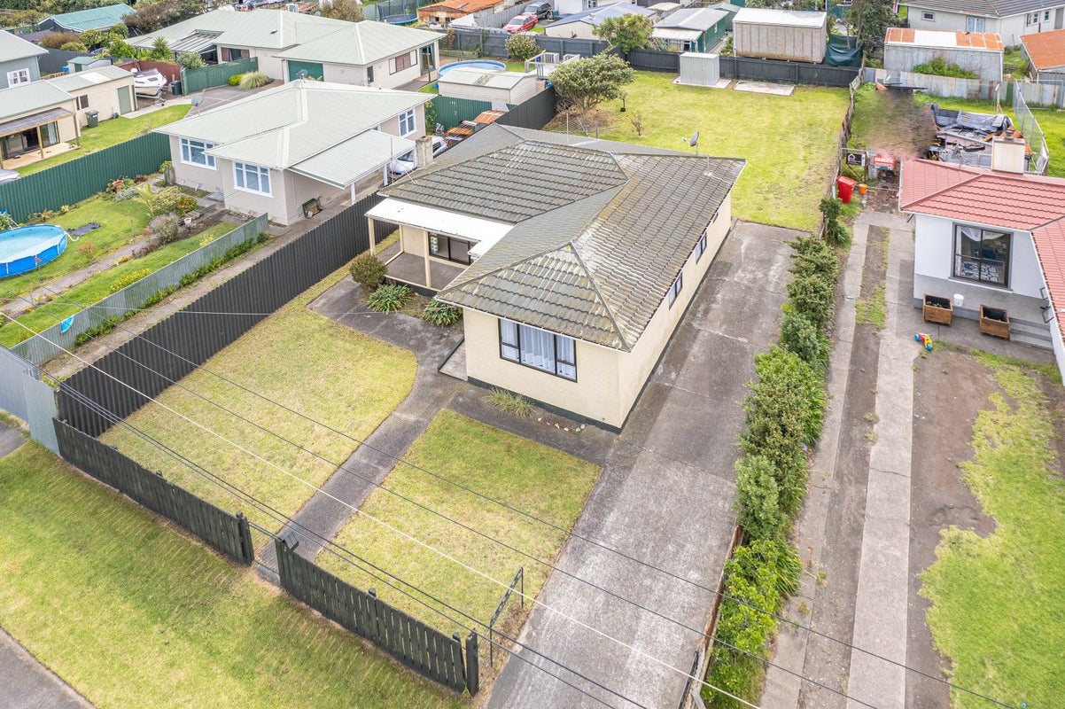 2 Arawa Place, Castlecliff, Whanganui - Carousel 19