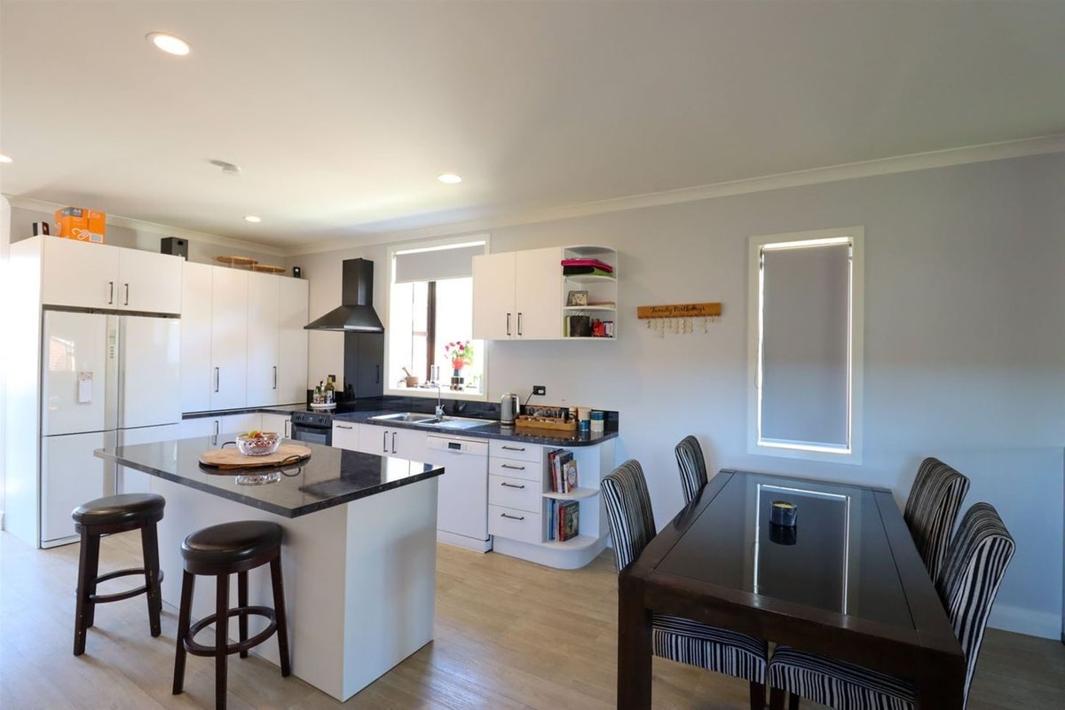 57 Wilson Street, Seaview, Timaru - Carousel 2