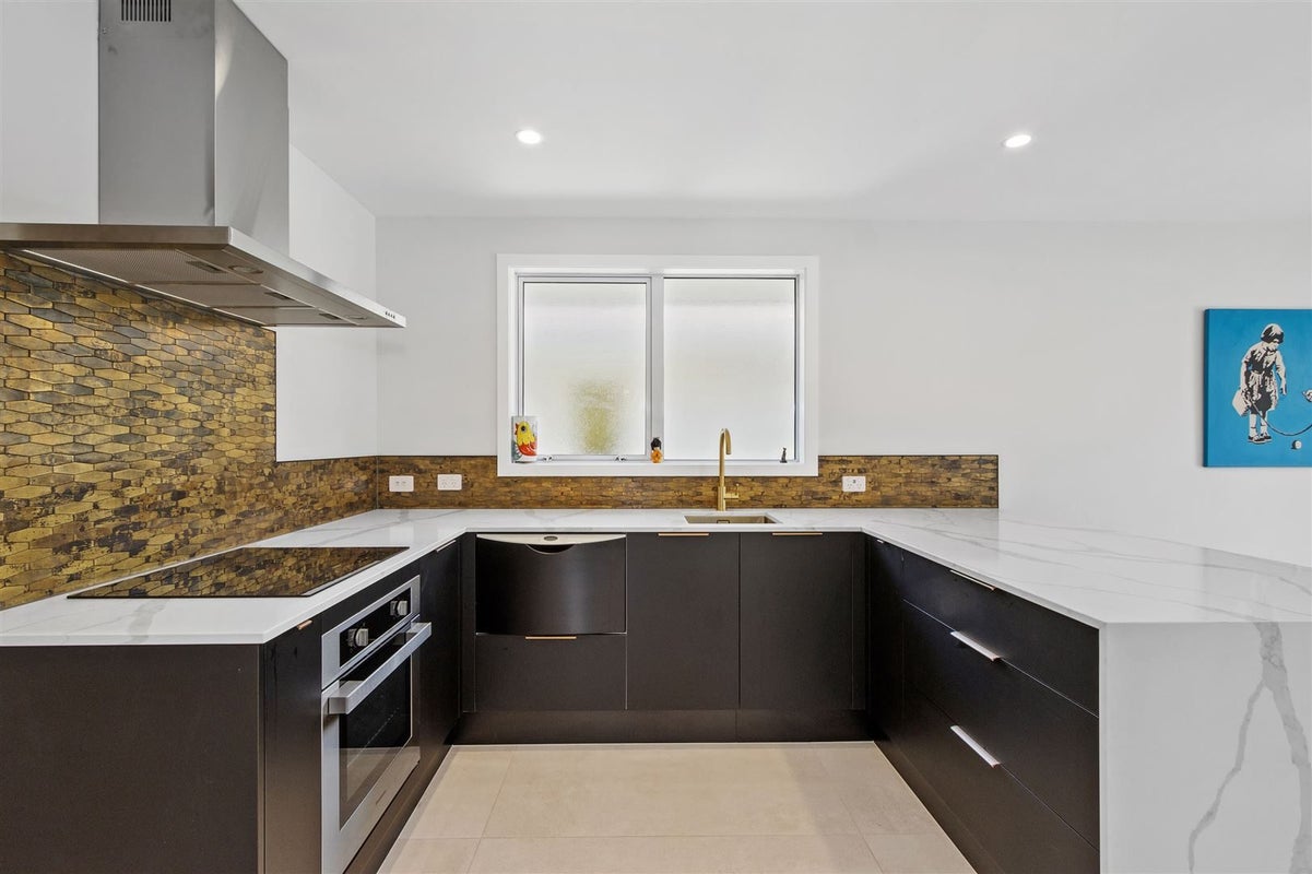 4 Stirling Street, Merivale, Christchurch - Carousel 2