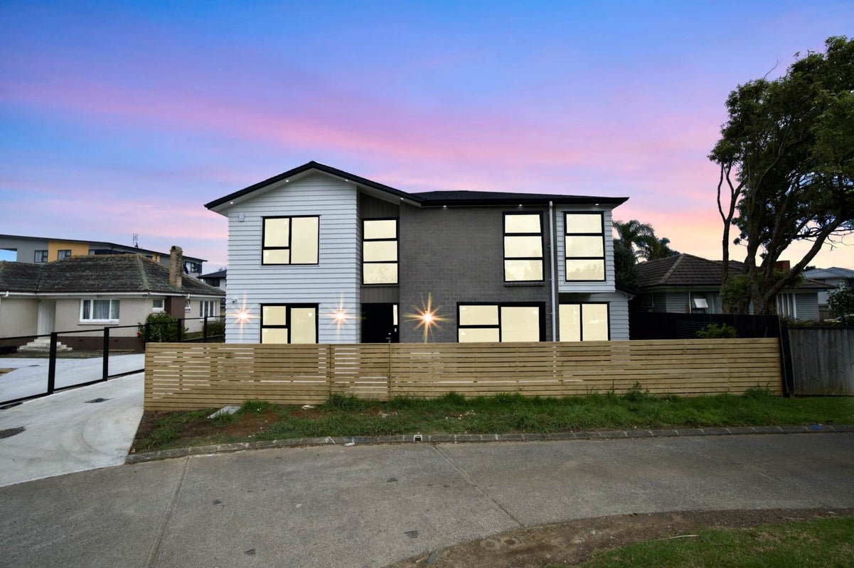 28A Jutland Road, Manurewa, Auckland - Carousel 1