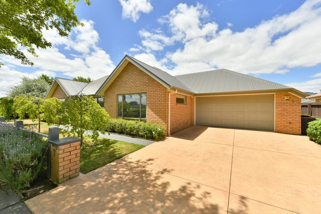 1 William Brittan Avenue, Halswell, Christchurch - Carousel 20