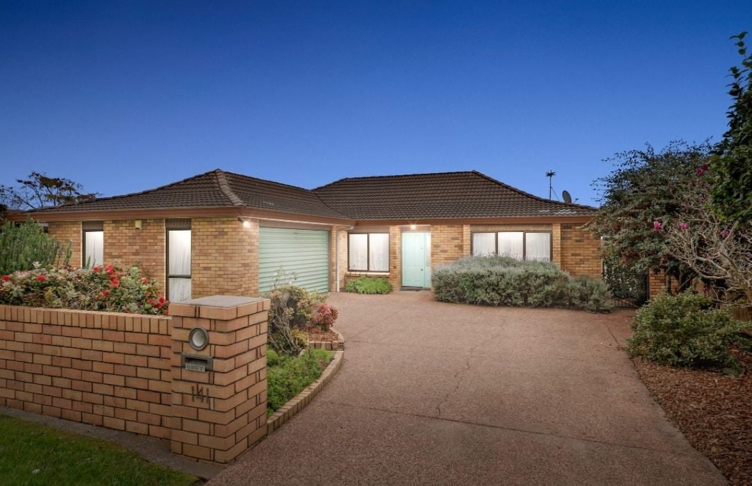 141 Whitford Road, Somerville, Manukau - Carousel 1