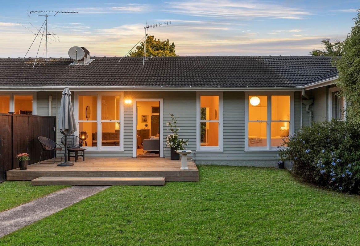 2/93 St Heliers Bay Road, St Heliers, Auckland - Carousel 19