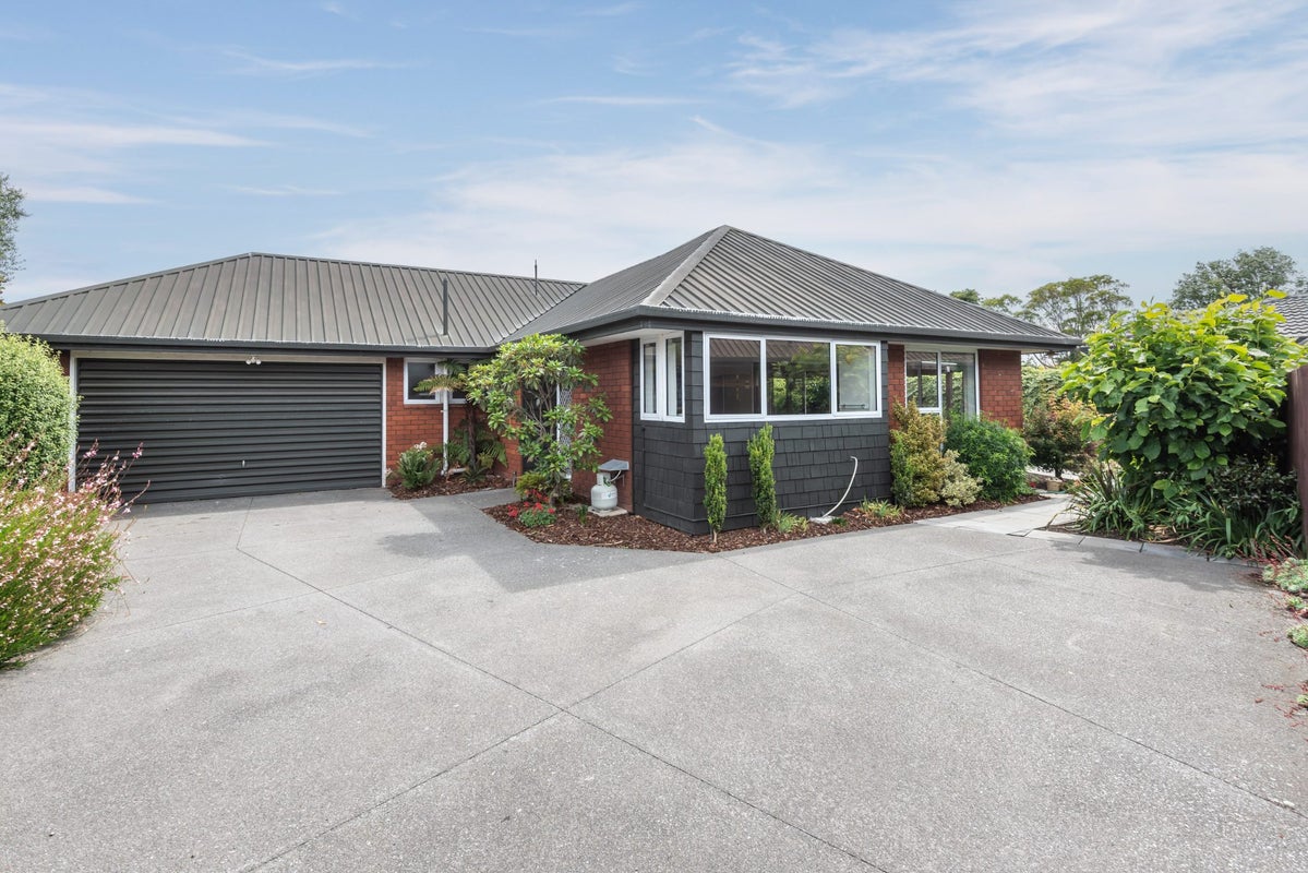 1/12 Lochmore Street, Bishopdale, Christchurch - Carousel 1