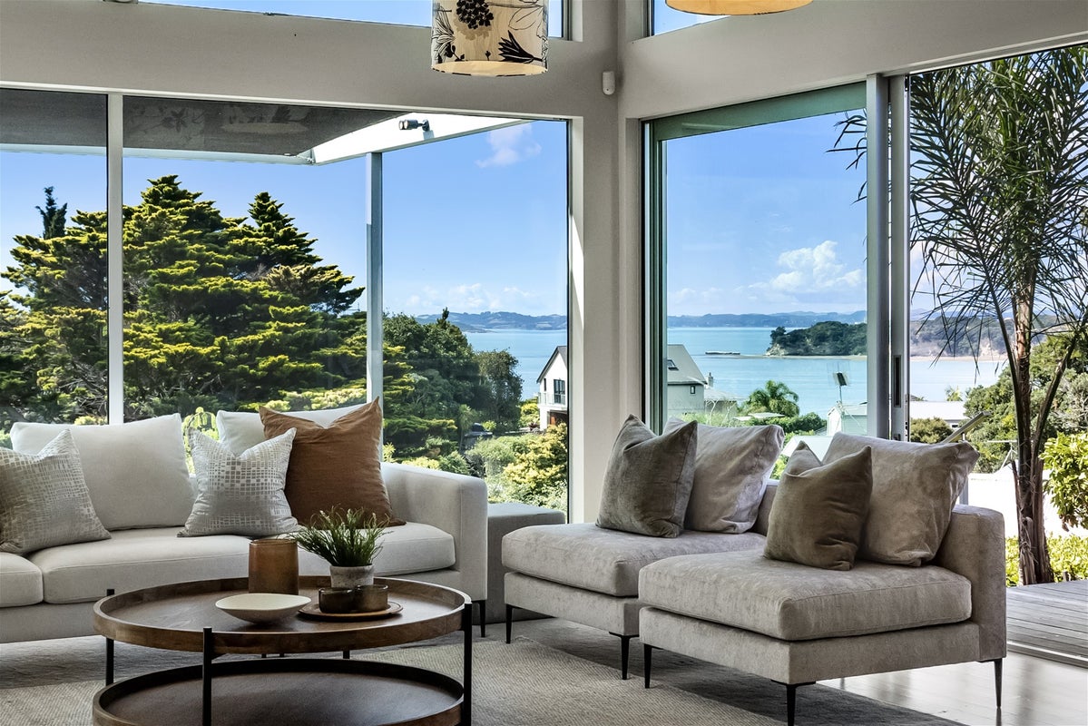 493A Riddell Road, Glendowie, Auckland - Carousel 2