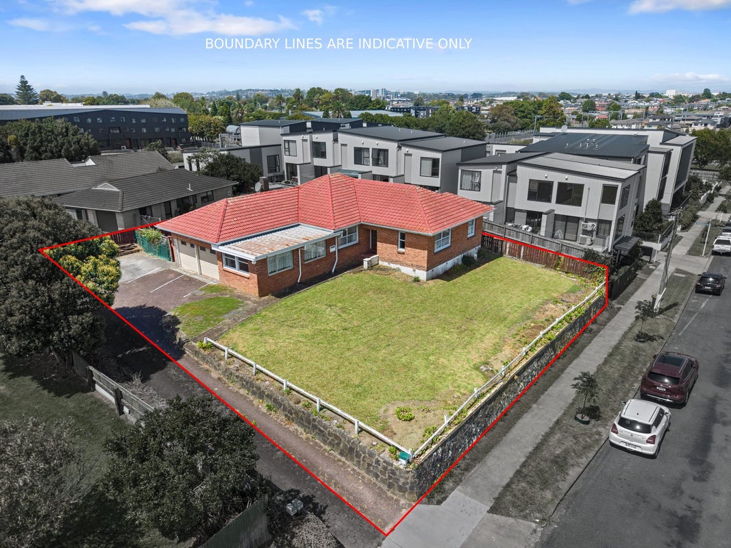 4 Kenderdine Road, Papatoetoe, Auckland - Carousel 1