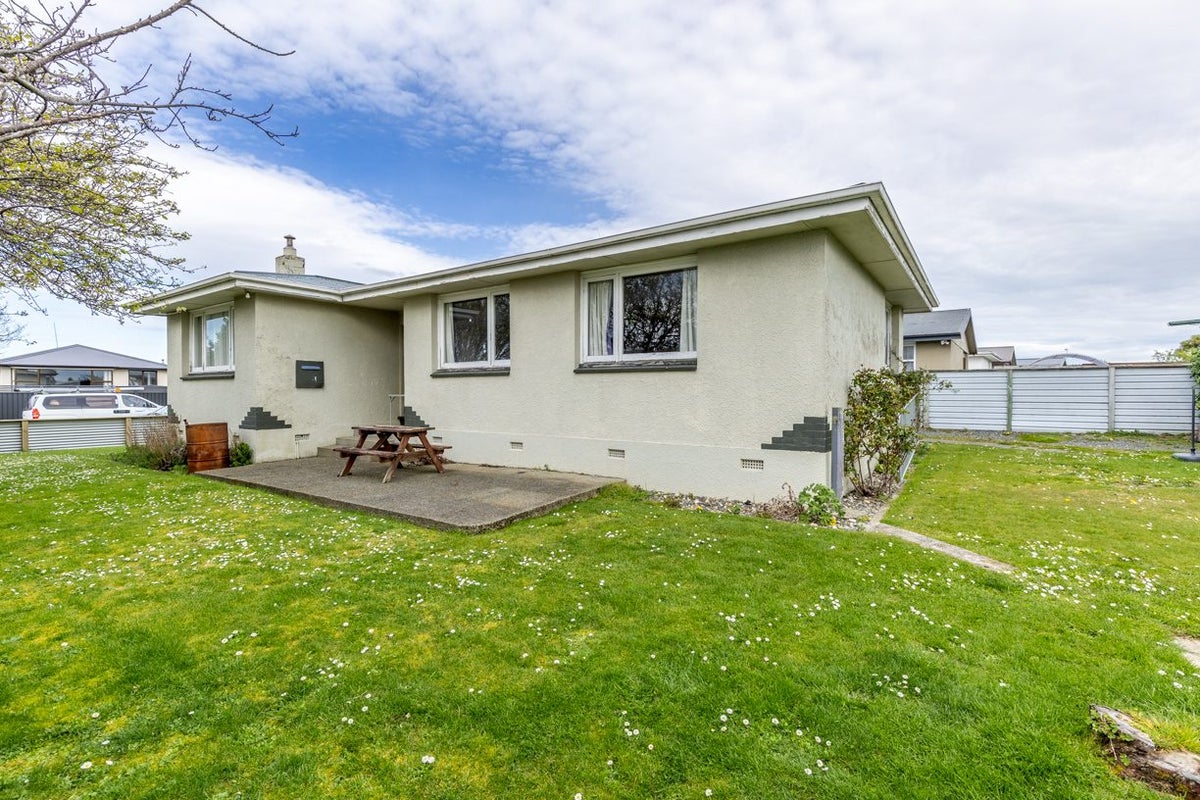 25 Thornhill Street, Rockdale, Invercargill - Carousel 1