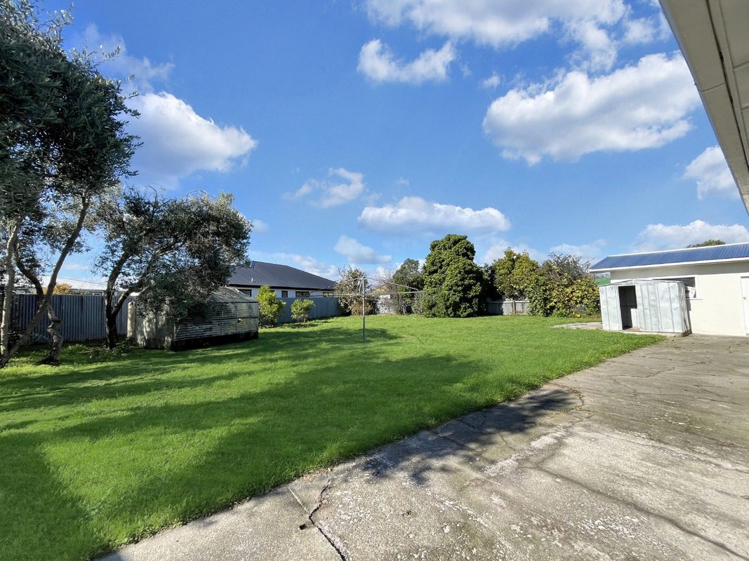 28 Church Street, Awapuni, Palmerston North - Carousel 10