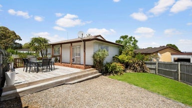 3/16 Crosby Road, West Harbour, Auckland - Carousel 1