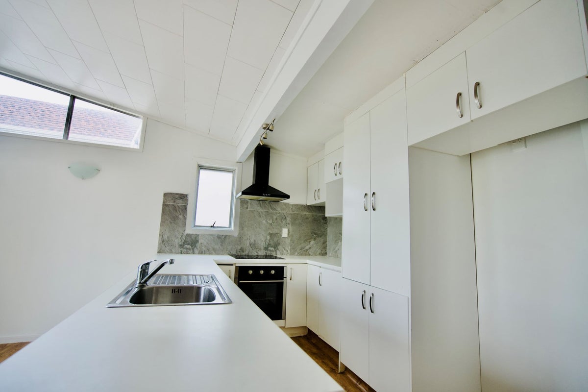 15 Station Road, Takanini, Auckland - Carousel 6