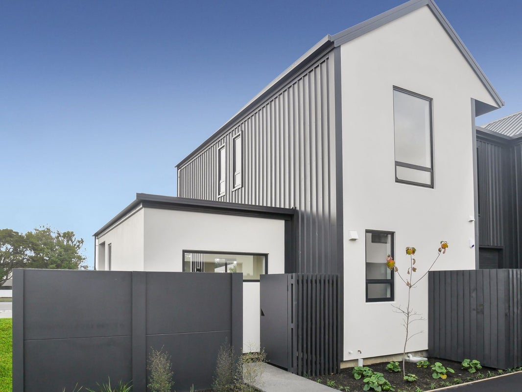 132 Warden Street, Shirley, Christchurch - Carousel 1