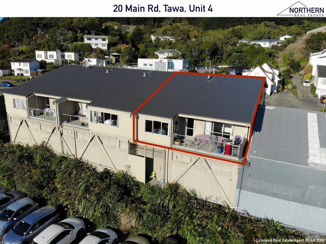 4/20 Main Road, Tawa, Wellington - Carousel 1