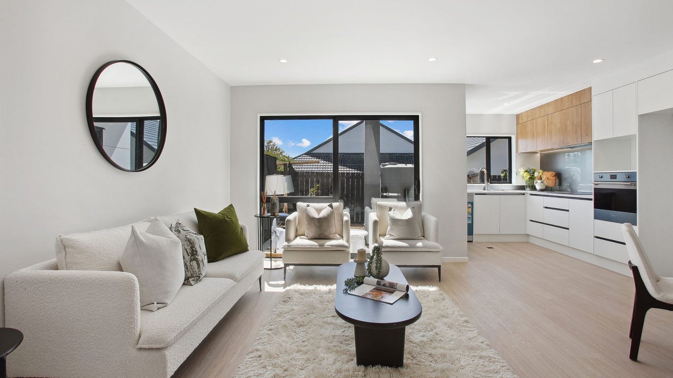 1/7 Tapu Road, Huapai, Kumeu - Carousel 1
