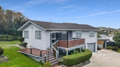 6 Ancona Lane, Goodwood Heights, Auckland - Carousel 1