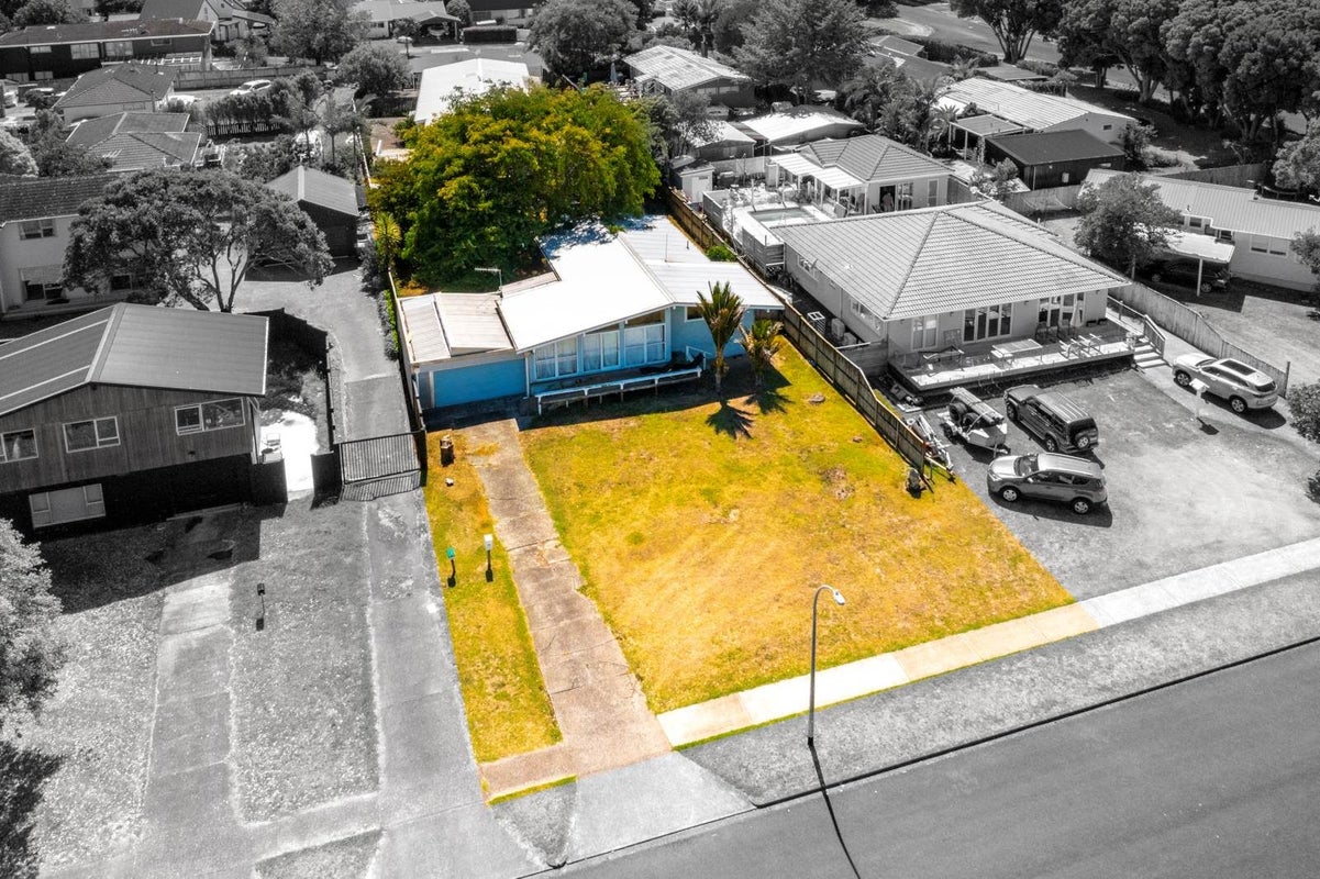 54 Ambury Road, Mangere Bridge, Auckland - Carousel 2
