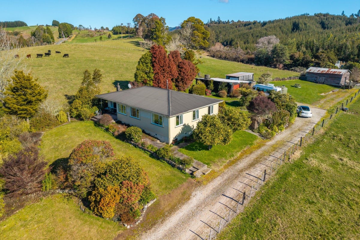 604 Waiwhero Road, Ngatimoti, Upper Moutere - Carousel 2