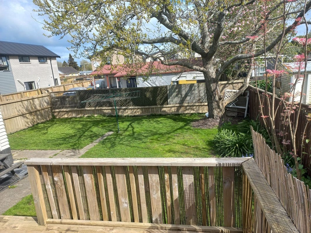 40 Bader Street, Bader, Hamilton - Carousel 2