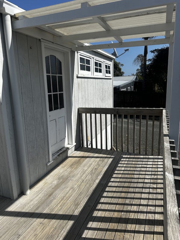 4 Fourth View Avenue, Beachlands, Auckland - Carousel 2