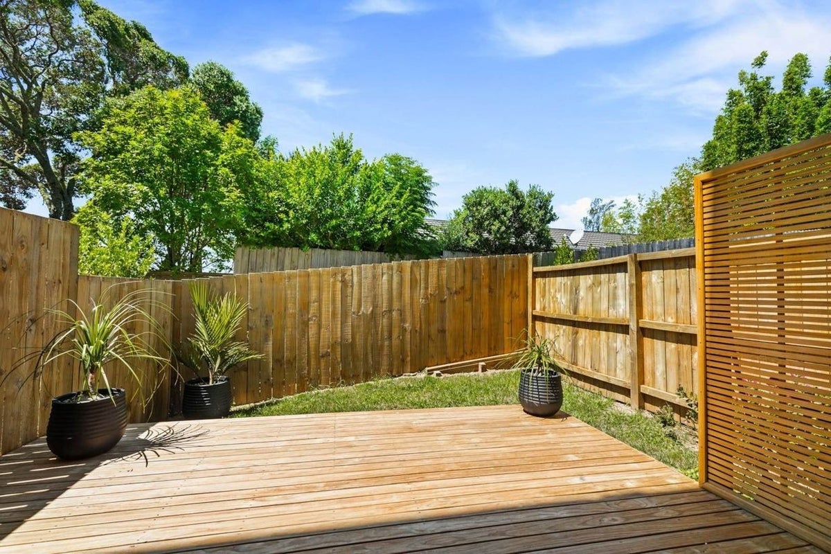 4/20 Penzance Road, Mairangi Bay, Auckland - Carousel 16