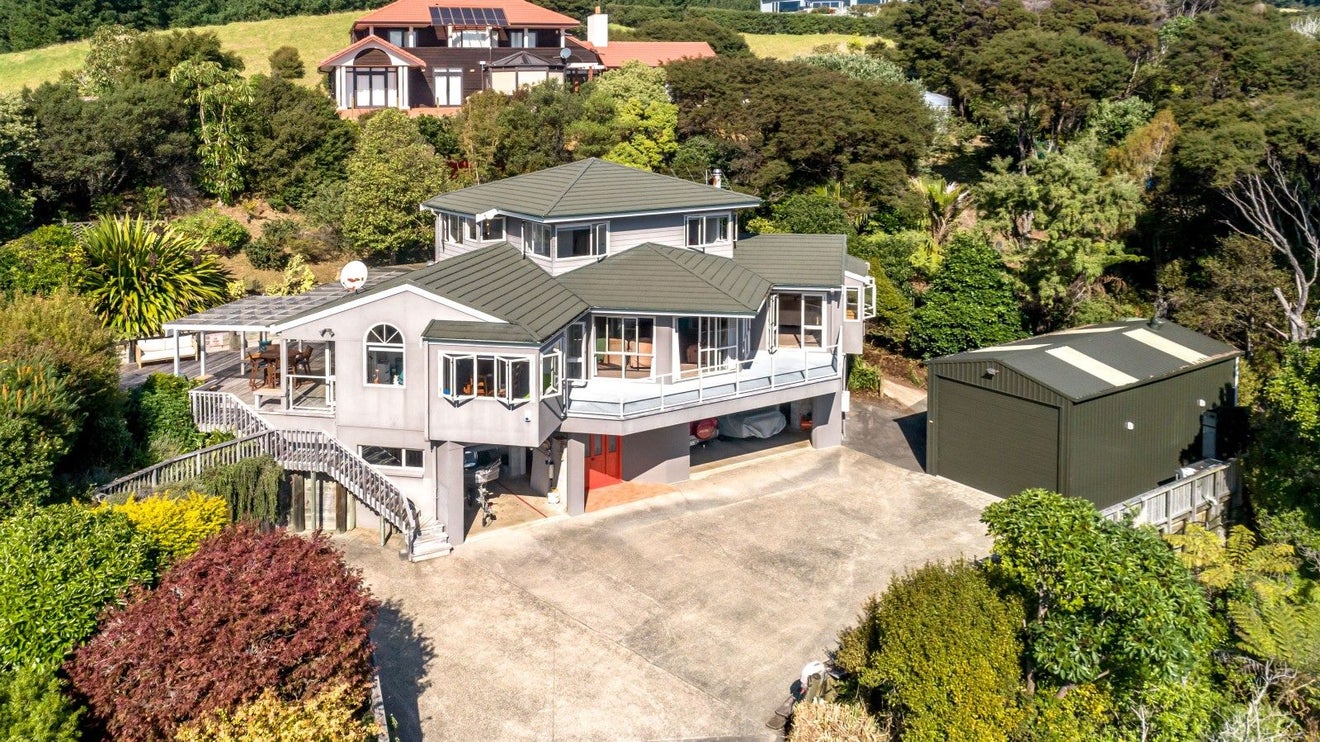 80 Kowhai Drive, Te Kouma - Carousel 2