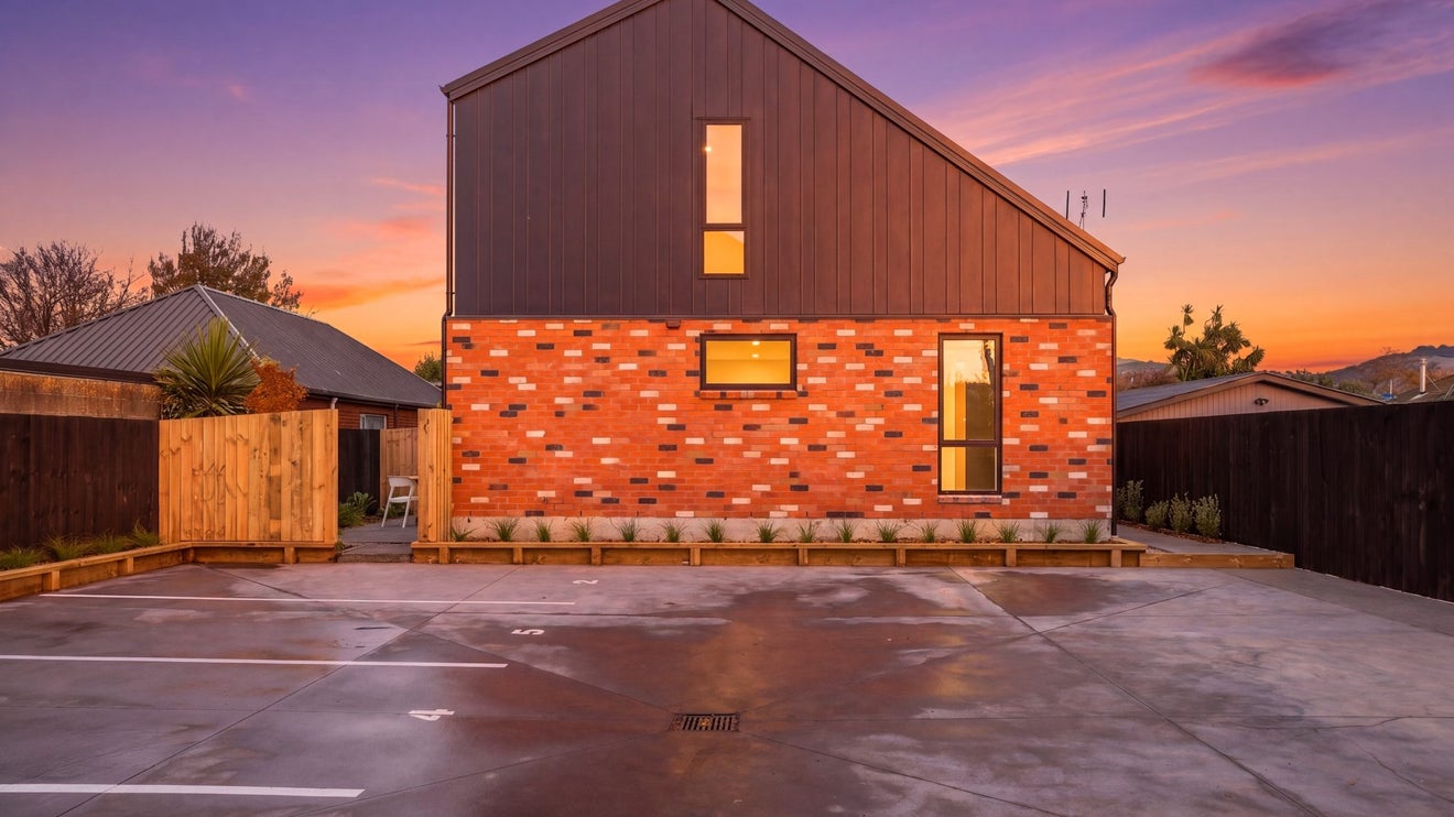 3/76 Milton Street, Somerfield, Christchurch - Carousel 1