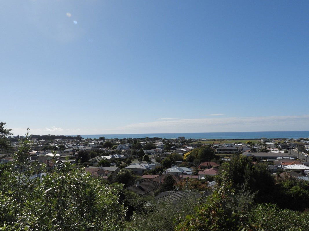 3C Ashburn Street, Oamaru North, Oamaru - Carousel 21