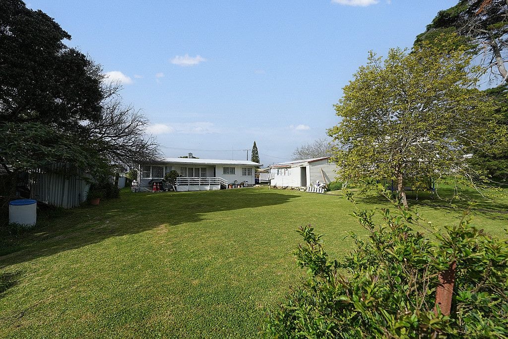 2 Mary Place, Favona, Auckland - Carousel 1