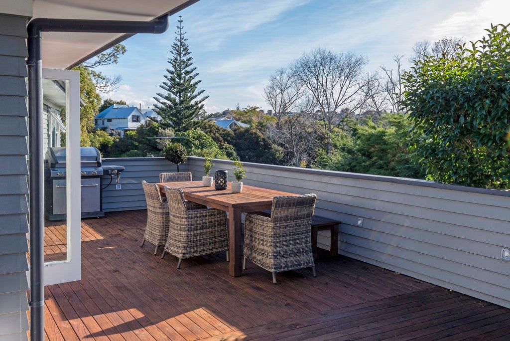 38 Robbies Road, Shelly Park, Auckland - Carousel 21
