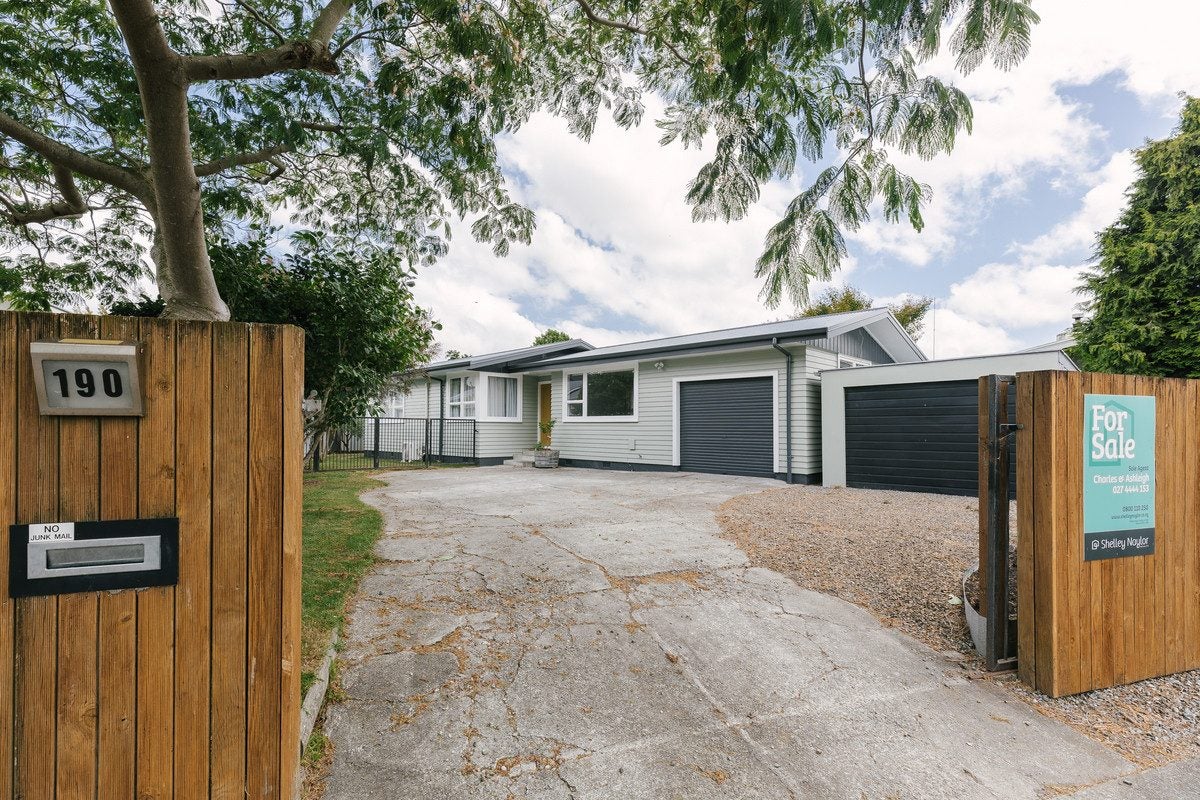 190 Milson Line, Milson, Palmerston North - Carousel 34