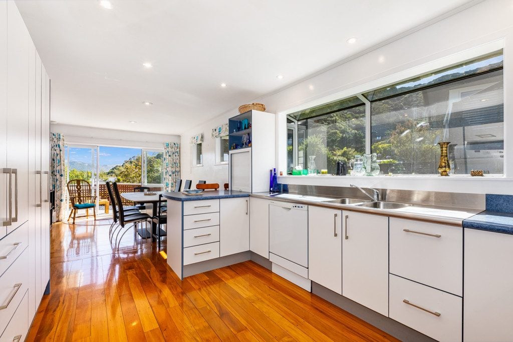 3 Mission Street, Waterloo, Lower Hutt - Carousel 2