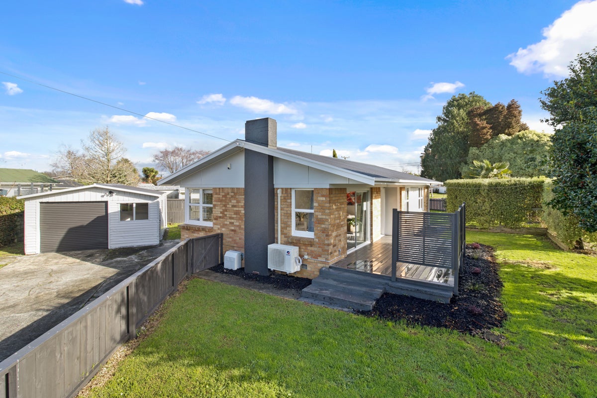 50 Nevada Road, Silverdale, Hamilton - Carousel 2