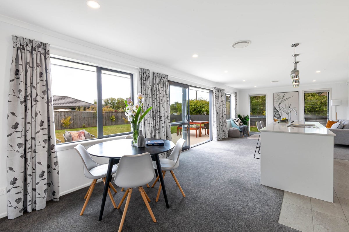 3 Les Wakefield Road, Mapua - Carousel 1
