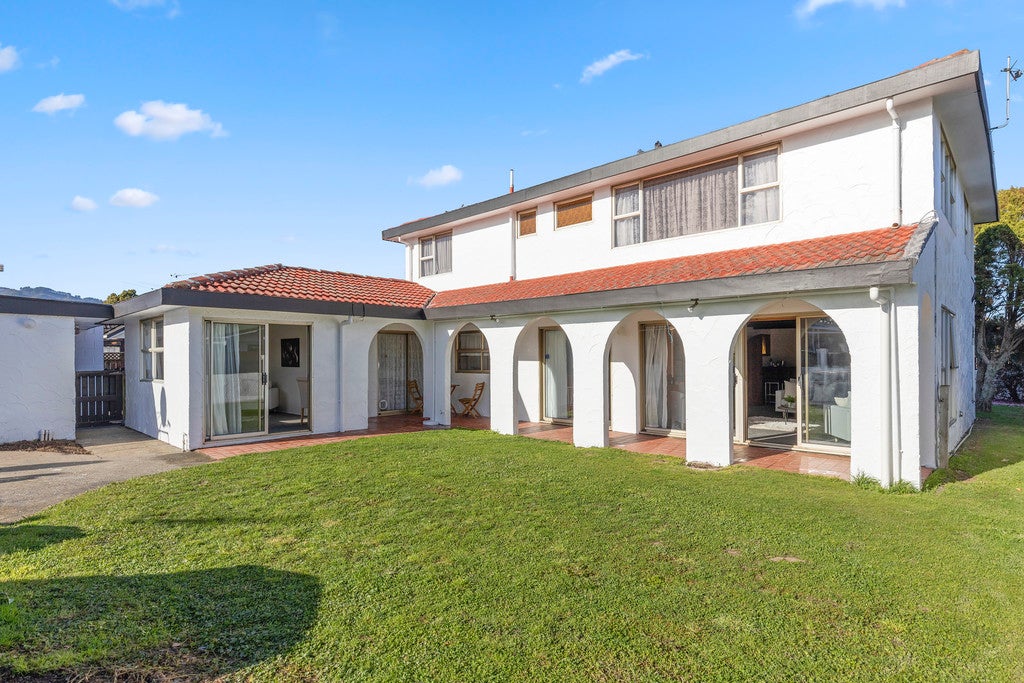 66 Garden Road, Avalon, Lower Hutt - Carousel 1