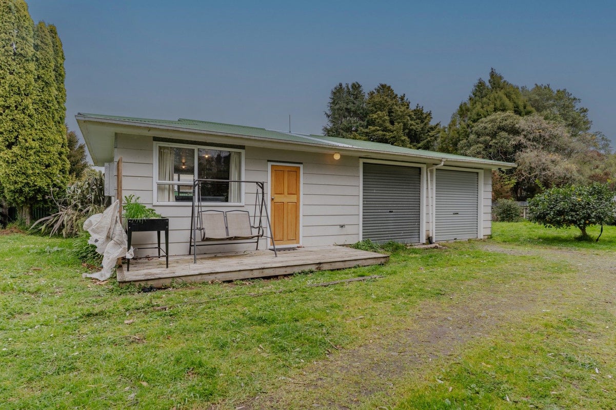 107 Grey Street, Woodville, Tararua, Manawatu / Whanganui - Carousel 1