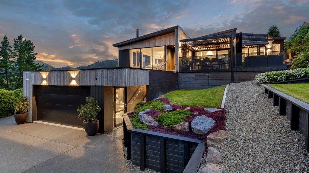 330 Worsleys Road, Westmorland, Christchurch - Carousel 1