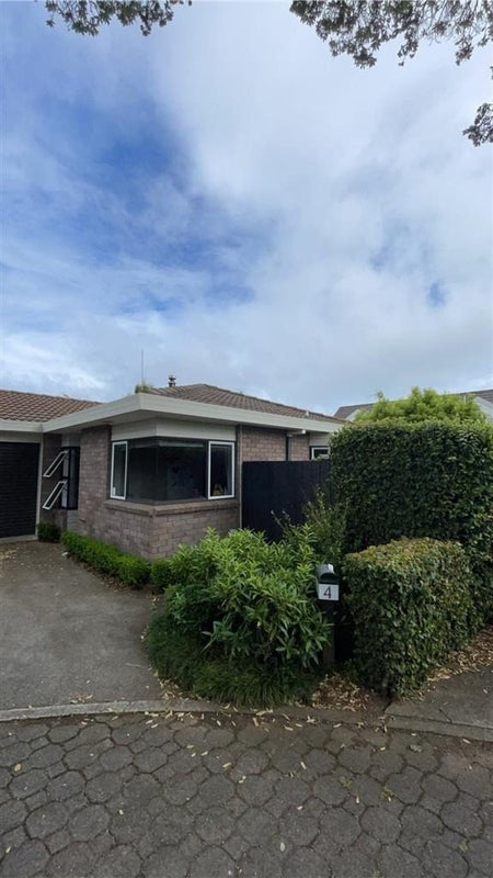 4 Hunter Way, Otumoetai, Tauranga - Carousel 2
