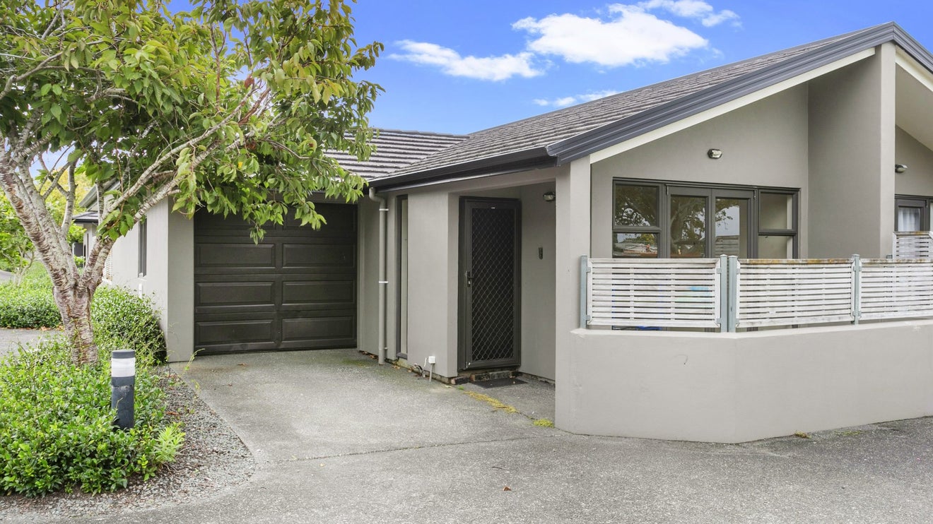 46/8 Landscape Road, Papatoetoe, Auckland - Carousel 1