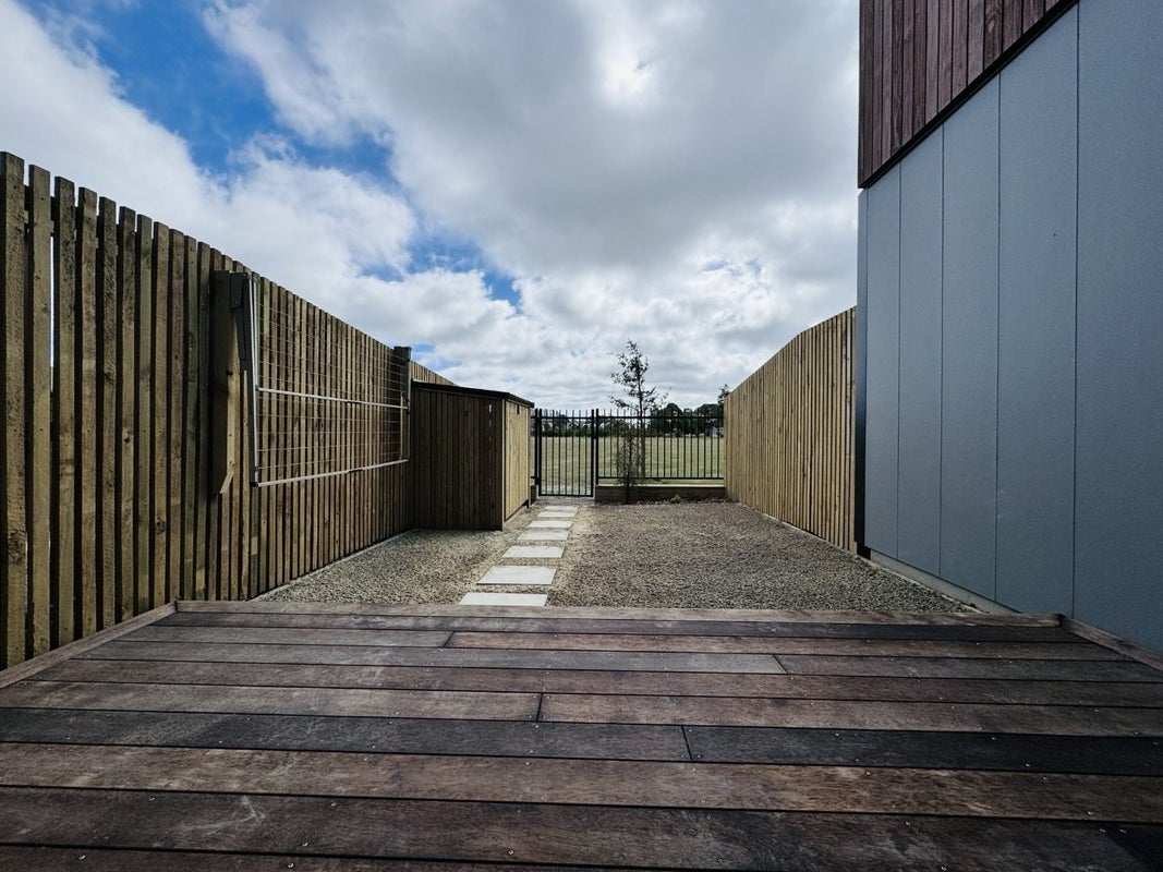 5A Malaga Crescent, Harewood, Christchurch - Carousel 14