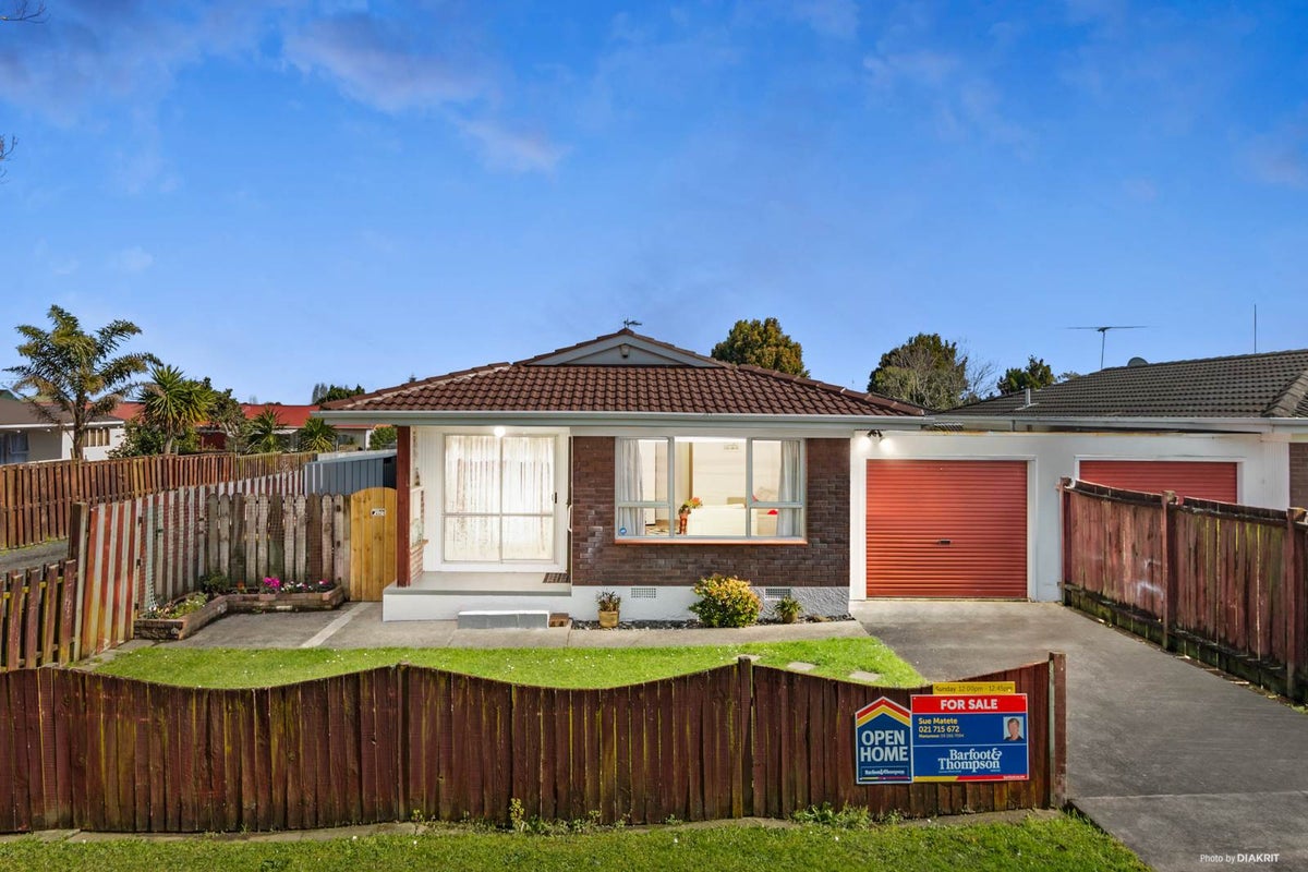 2/531 Weymouth Road, Weymouth, Auckland - Carousel 1