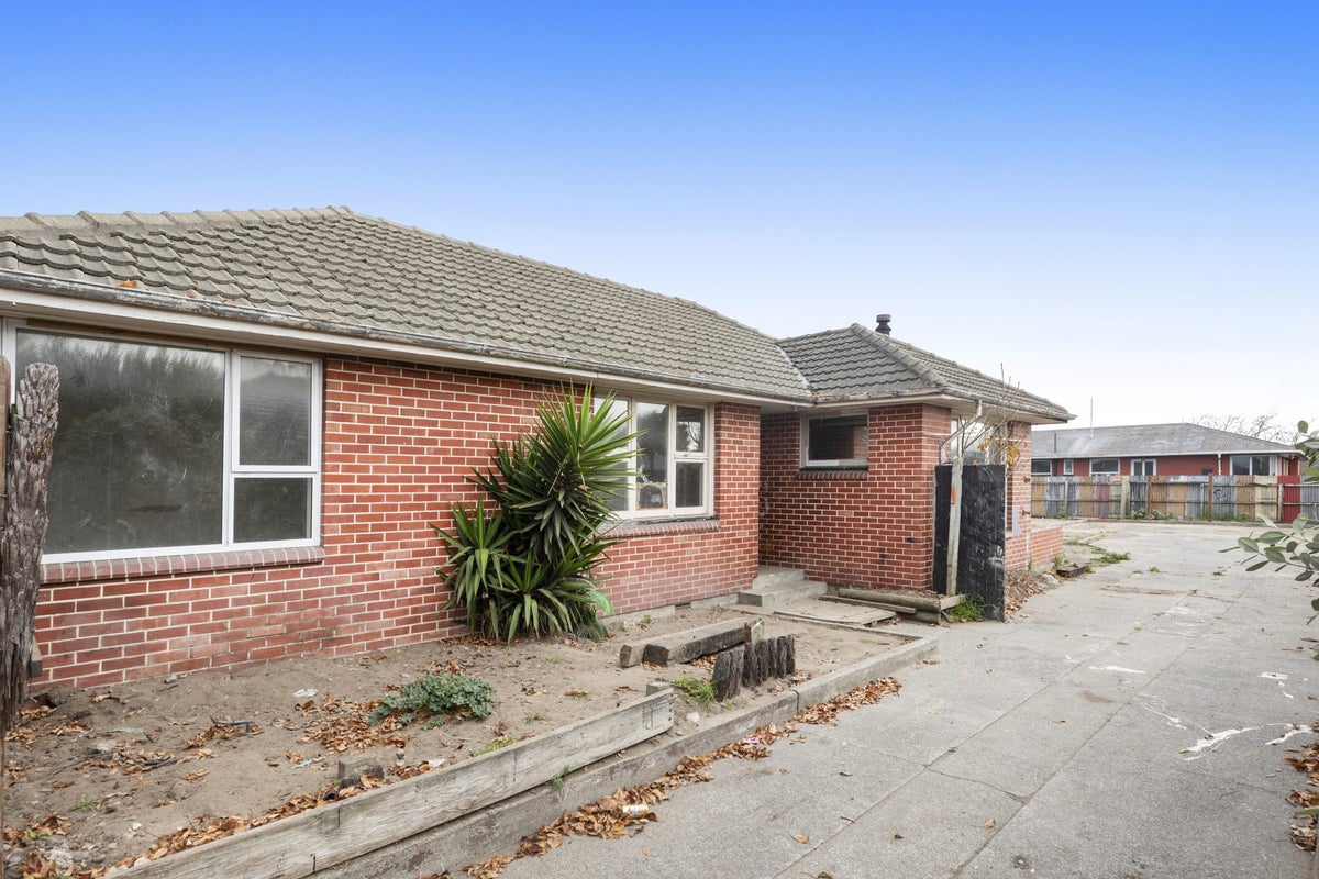 40 Tomrich Street, Aranui, Christchurch - Carousel 2