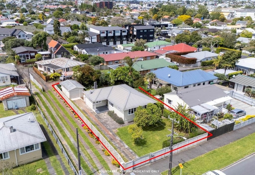 21 Wairau Avenue, Avondale, Auckland - Carousel 16