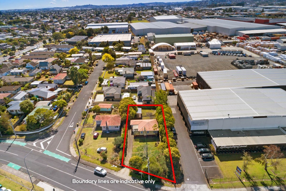 16 Noel Burnside Road, Wiri, Auckland - Carousel 2