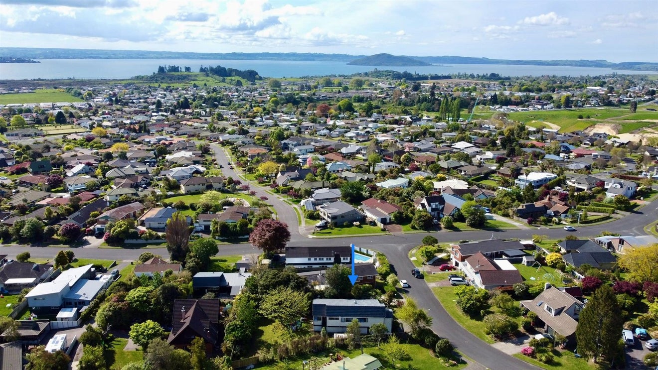 5 Bradley Place, Lynmore, Rotorua - Carousel 21