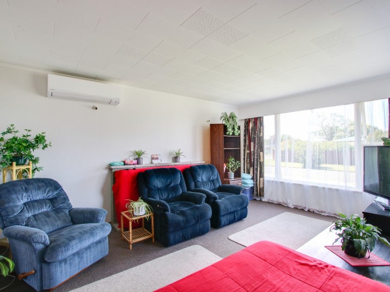 12 Hurst Avenue, Maraenui, Napier - Carousel 2