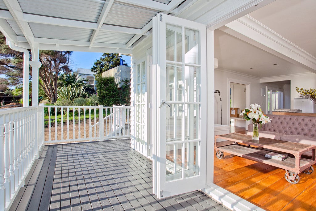8 Moa Avenue, Oneroa, Waiheke Island - Carousel 2